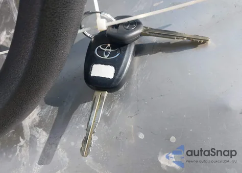 2012 Toyota Prius C One из США, поврежденный, VIN JTDKDTB36C1507313